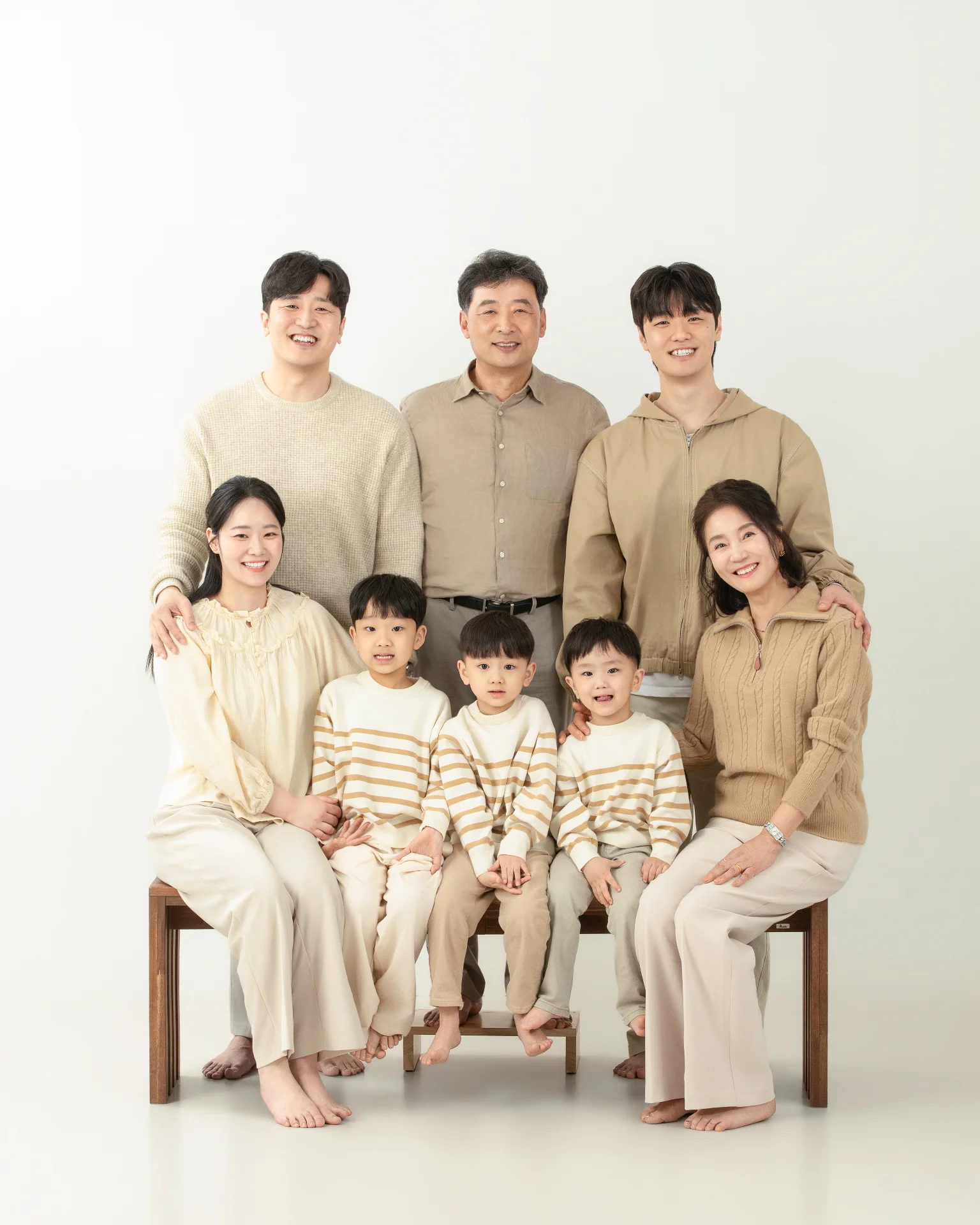 8인 가족사진