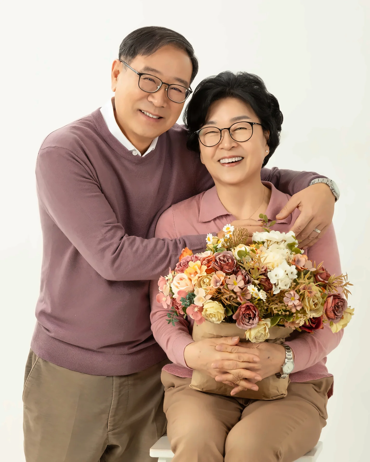 8인 가족사진(구성원 컷)